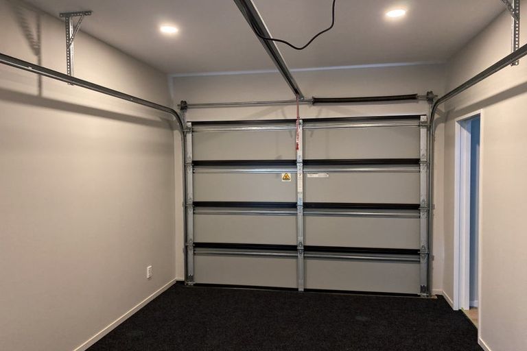 Photo of property in 24e Poinsettia Place, Henderson, Auckland, 0610