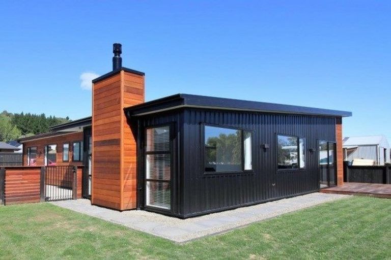 Photo of property in 10 Heasley Lane, Mosgiel, 9092