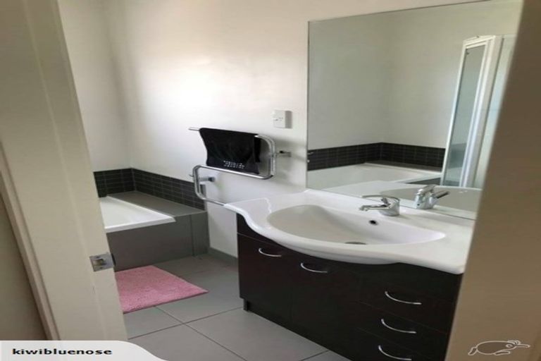 Photo of property in 90 Landing Drive, Pyes Pa, Tauranga, 3112