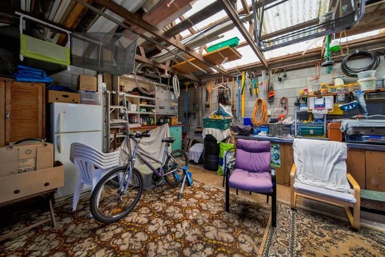 Photo of property in 6 Hussey Street, Oakura, 4314