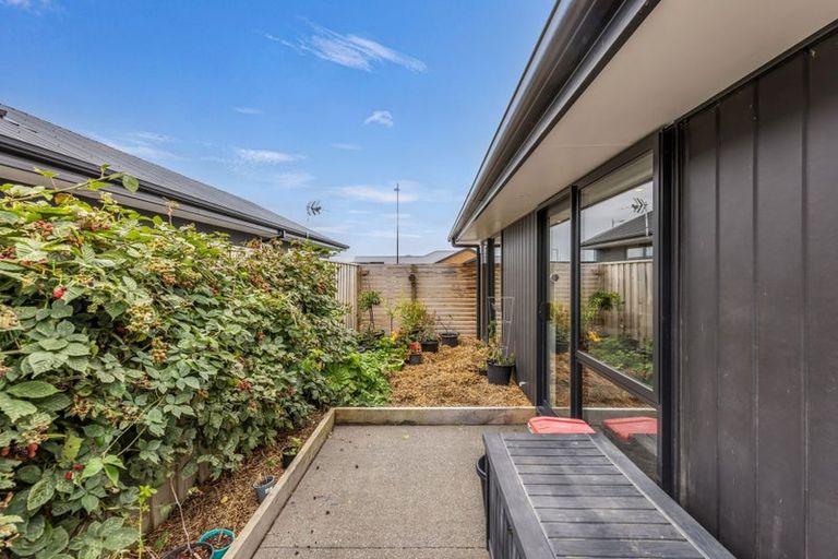 Photo of property in 36 Marcoola Drive, Rolleston, 7614