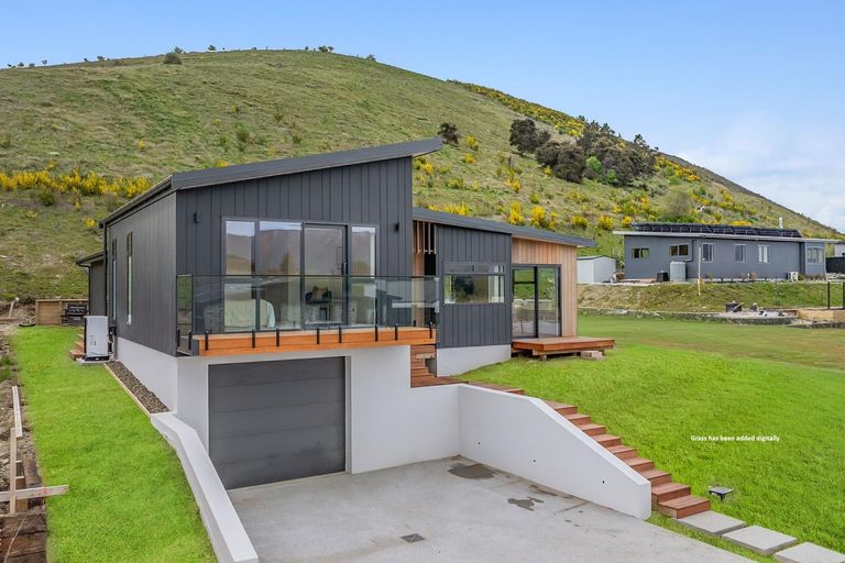 Photo of property in 36 Atkins Road, Luggate, Wanaka, 9382