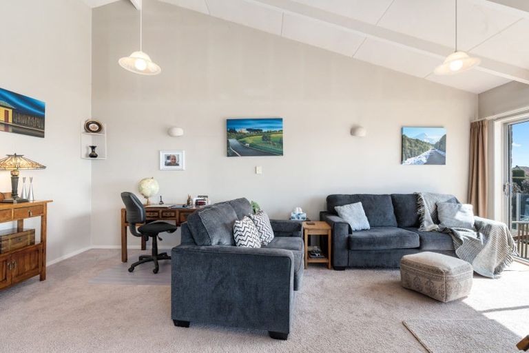 Photo of property in 59 Isadore Road, Saint Clair, Dunedin, 9012