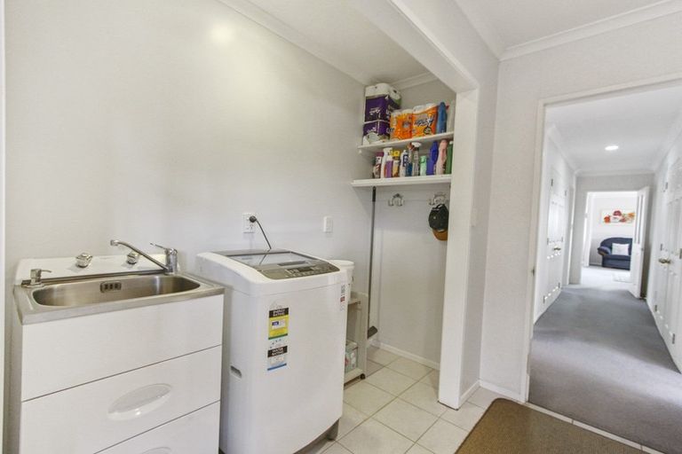 Photo of property in 19 Elmbridge Place, Owhata, Rotorua, 3010