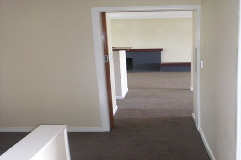 Photo of property in 1/73a Beresford Street, Bayswater, Auckland, 0622