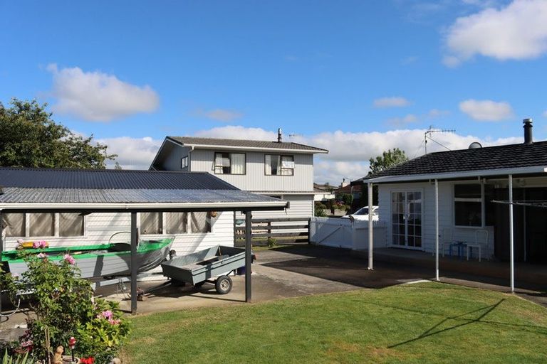 Photo of property in 54 Kennedy Drive, Levin, 5510