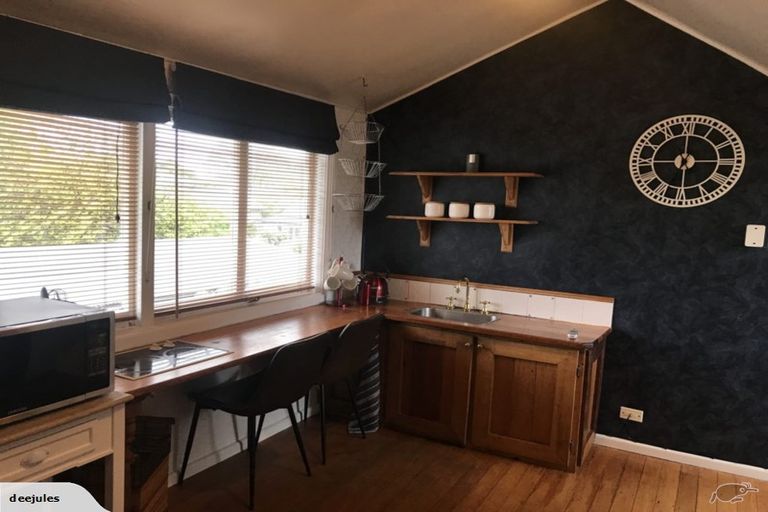 Photo of property in 24 Petrie Street, Richmond, Christchurch, 8013