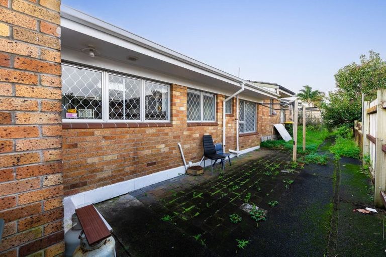 Photo of property in 2/75 Coronation Road, Papatoetoe, Auckland, 2025