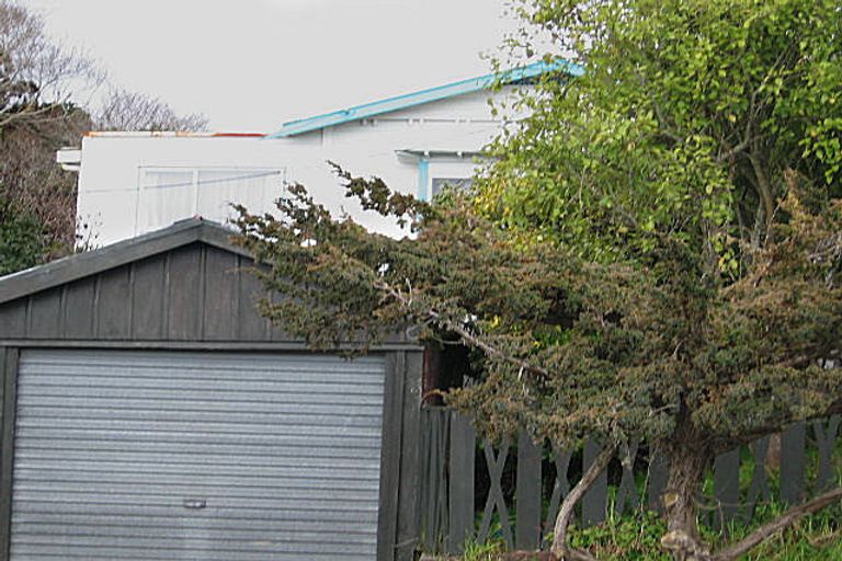 Photo of property in 29 Porter Crescent, Helensville, 0800