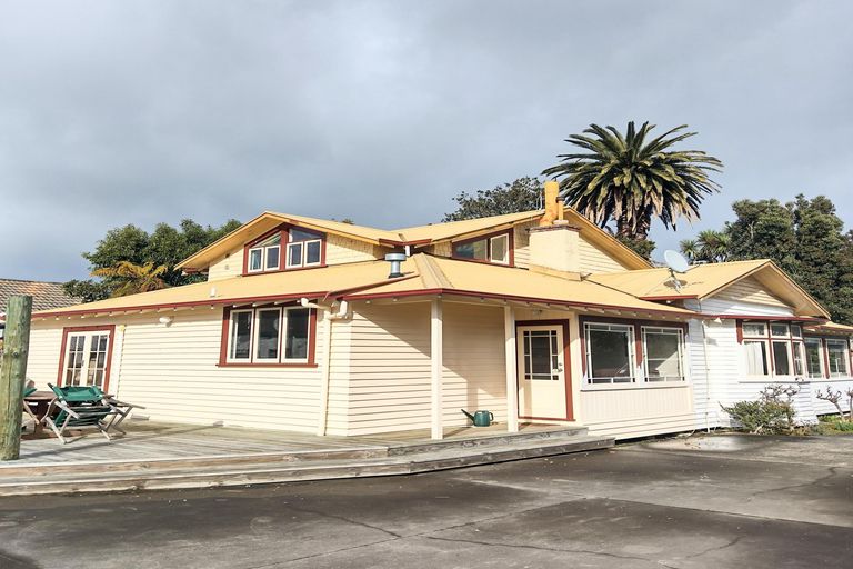 Photo of property in 131 Cook Street, West End, Palmerston North, 4410