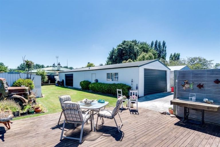 Photo of property in 5 Francis Drake Street, Waipukurau, 4200
