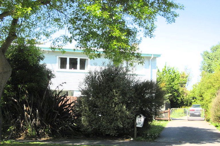 Photo of property in 25 Guildford Street, Burnside, Christchurch, 8053