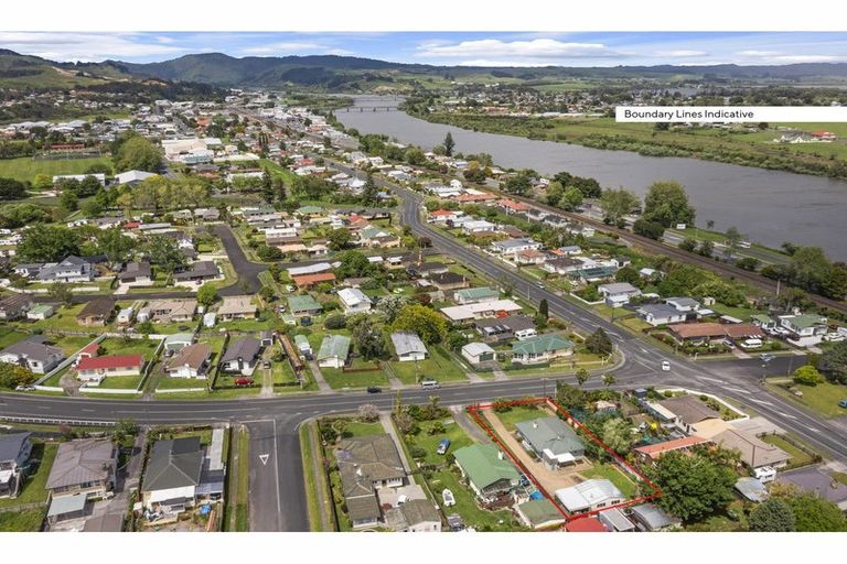 Photo of property in 11 Kimihia Road, Huntly, 3700