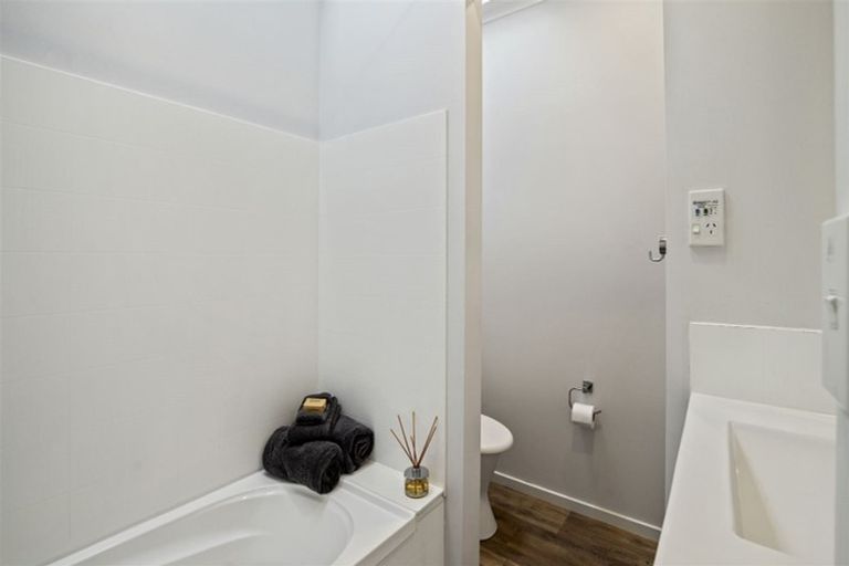 Photo of property in 6/174 Birkdale Road, Birkdale, Auckland, 0626