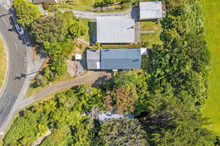 Photo of property in 120 Miromiro Road, Normandale, Lower Hutt, 5010