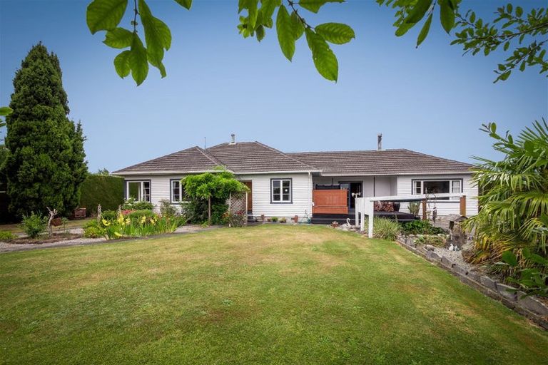 Photo of property in 237 Leeston Road, Springston, Christchurch, 7674