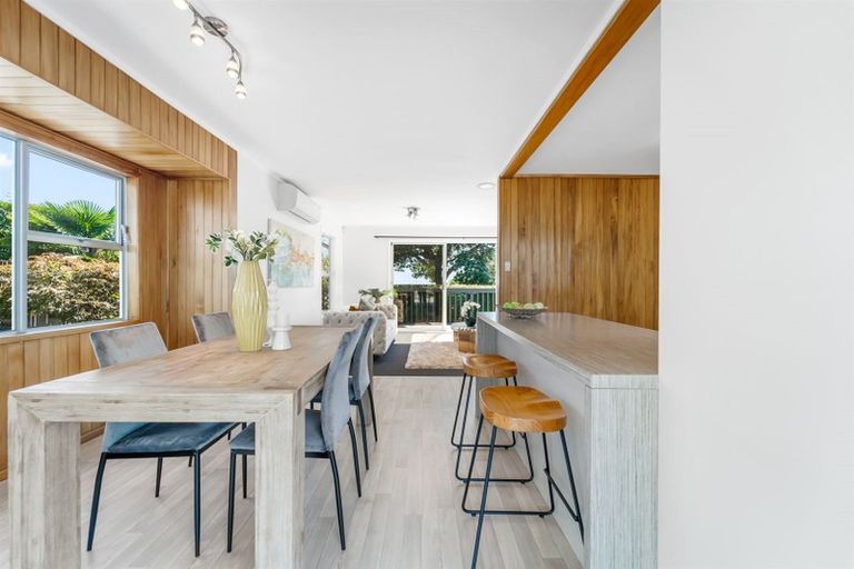 Photo of property in 10 Helvetia Drive, Browns Bay, Auckland, 0630