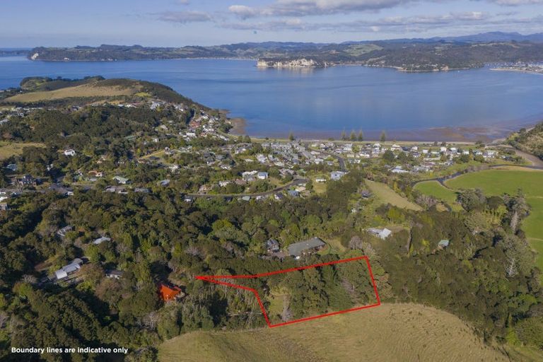 Photo of property in 70e Centennial Drive, Whitianga, 3510
