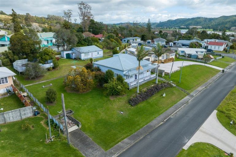 Photo of property in 24 Church Street, Kawakawa, 0210