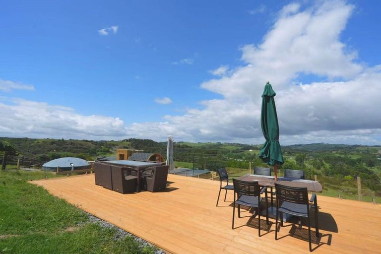 Photo of property in 91 Trig Road, Whitford, Howick, 2571