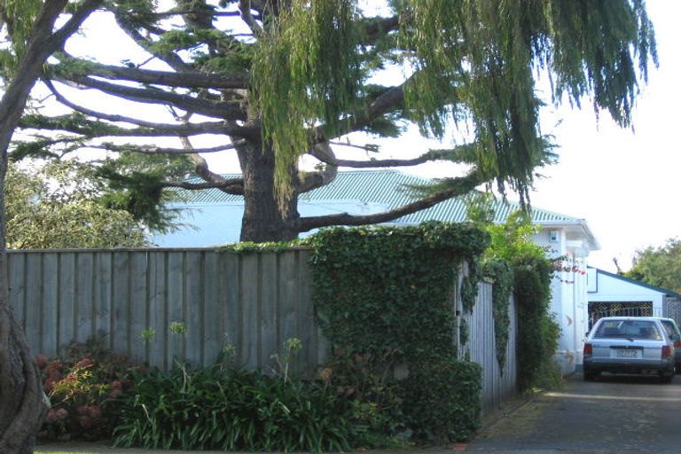 Photo of property in 6 Stellin Street, Boulcott, Lower Hutt, 5011