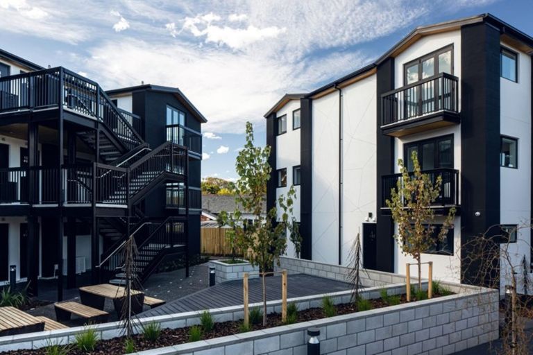 Photo of property in 2/466 Hagley Avenue, Christchurch Central, Christchurch, 8011