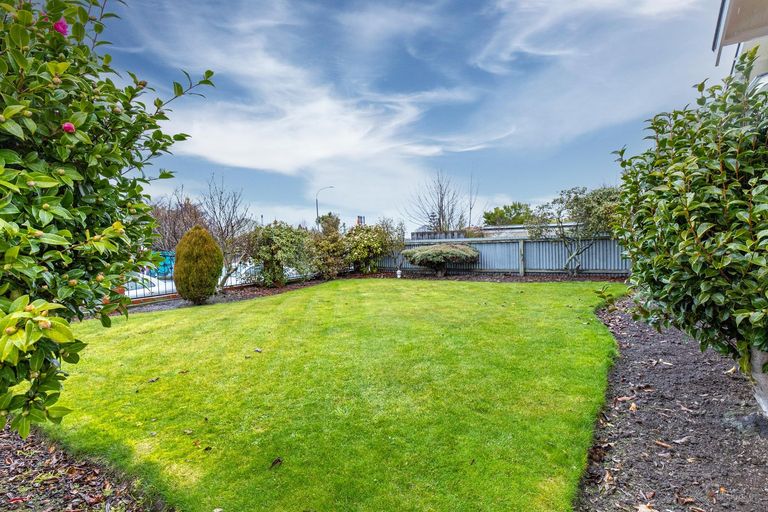 Photo of property in 208 Otipua Road, West End, Timaru, 7910
