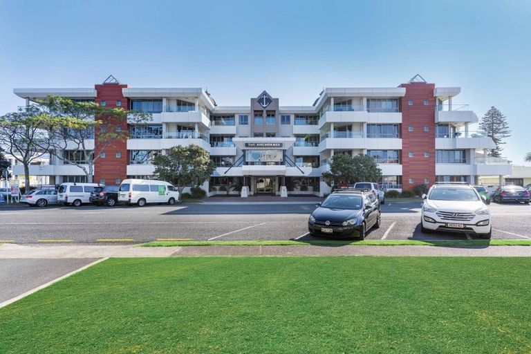 Photo of property in Anchorage Apartments, 101/36 Victoria Road, Mount Maunganui, 3116