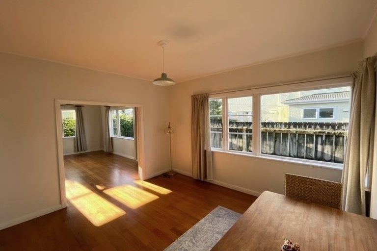 Photo of property in 1/126 Waiwhetu Road, Waterloo, Lower Hutt, 5011