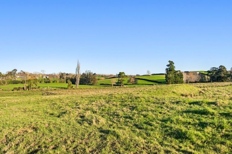 Photo of property in 197 Charles Road, Karaka, Papakura, 2580