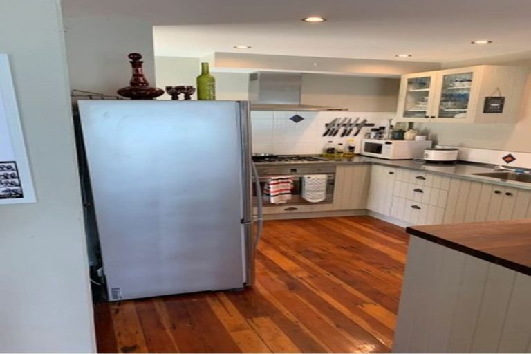 Photo of property in 27 Moana Road, Plimmerton, Porirua, 5026