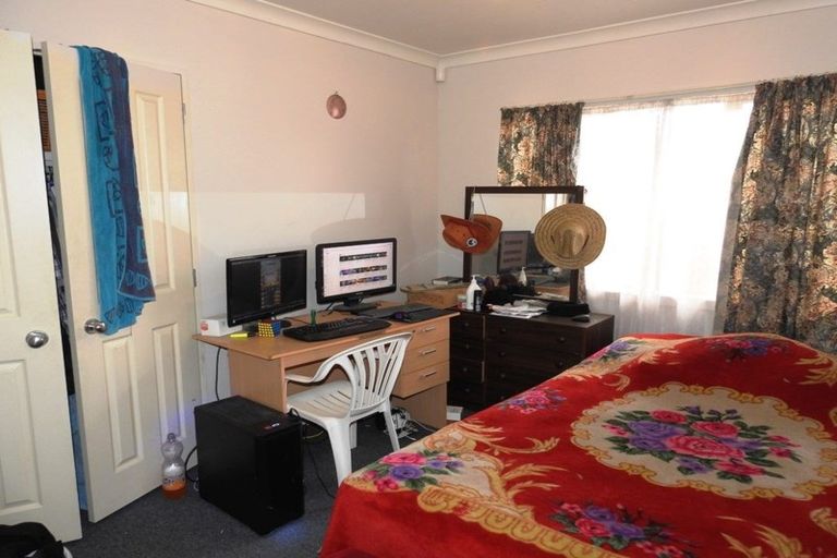 Photo of property in 58 Catalina Drive, Melville, Hamilton, 3206