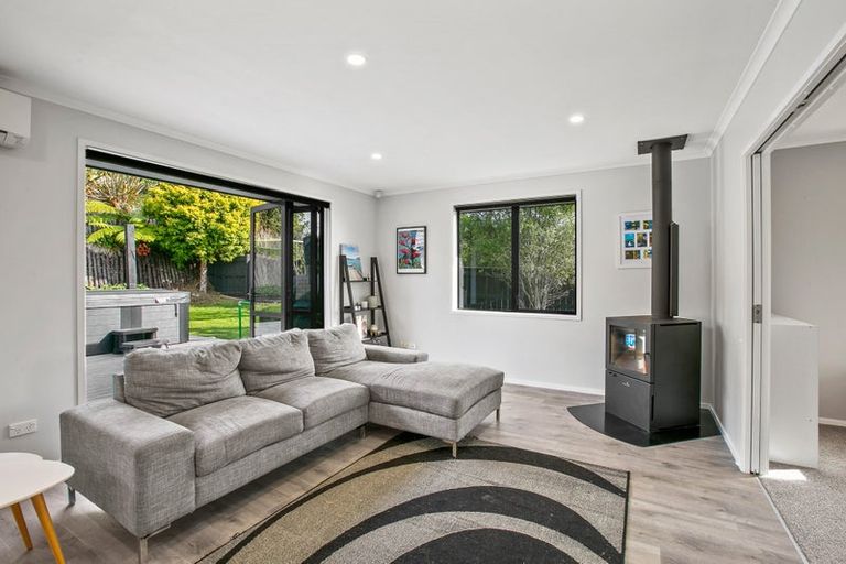 Photo of property in 1185f South Road, Oakura, 4314