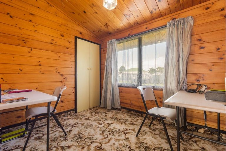 Photo of property in 44 Fox Street, Woodville, 4920