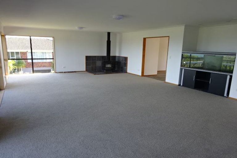 Photo of property in 886 Whangaparaoa Road, Manly, Whangaparaoa, 0930