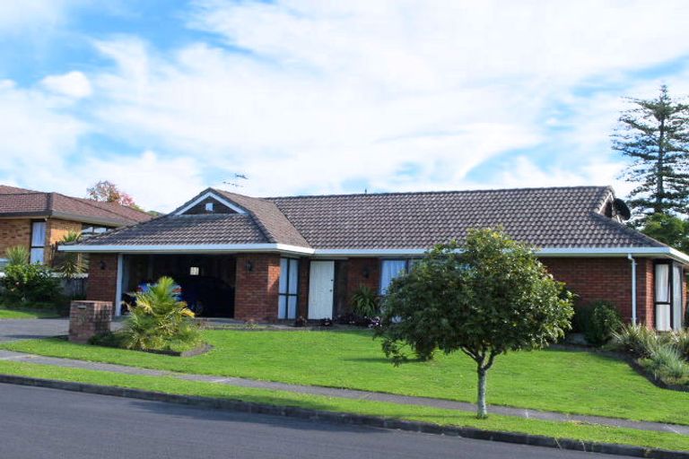 Photo of property in 31 Northpark Avenue, Northpark, Auckland, 2013