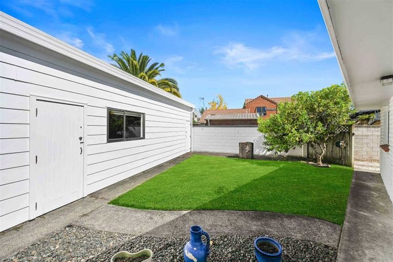 Photo of property in 43 Delamare Road, St Andrews, Hamilton, 3200