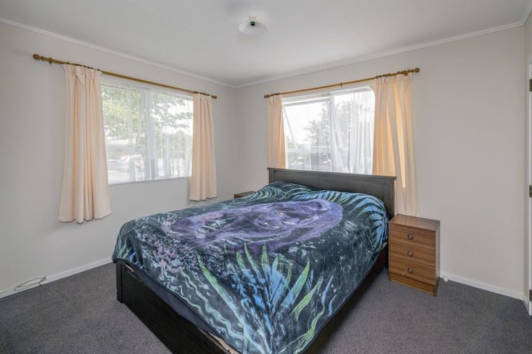 Photo of property in 19 Stirling Street, Levin, 5510