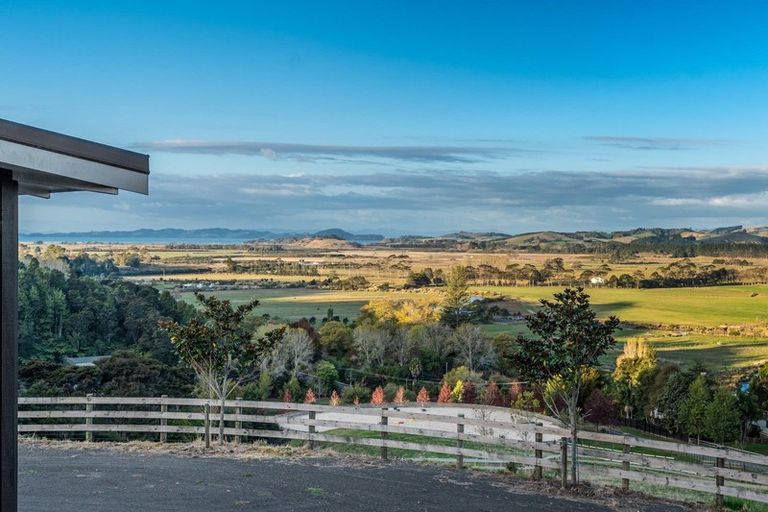 Photo of property in 184 North Road, Clevedon, Papakura, 2582