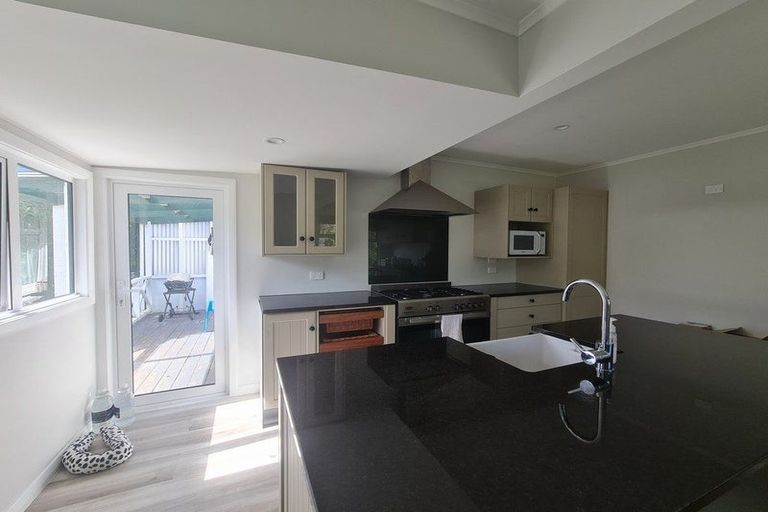 Photo of property in 37 Lorna Street, Lynmouth, New Plymouth, 4310