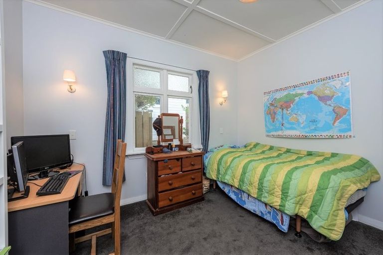 Photo of property in 43 Kano Street, Karori, Wellington, 6012