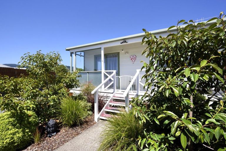 Photo of property in 4 Schwass Lane, Brightwater, 7022