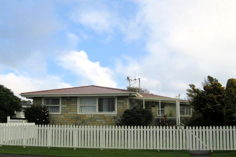 Photo of property in 84 Donovan Road, Paraparaumu Beach, Paraparaumu, 5032