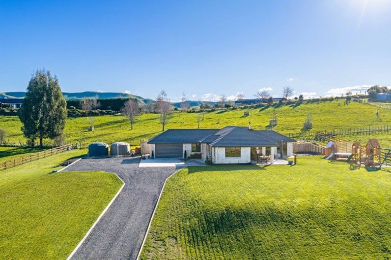 Photo of property in 3 Jg Wilson Drive, Waipukurau, 4281
