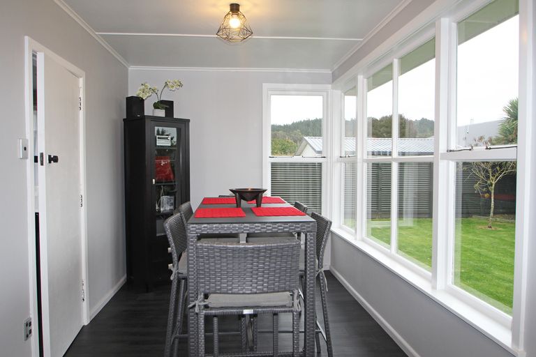 Photo of property in 35 Dacre Street, Oamaru North, Oamaru, 9400