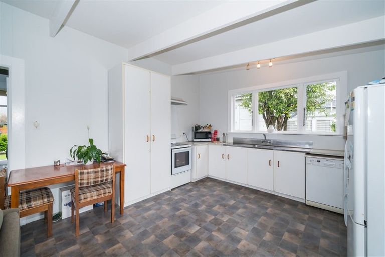 Photo of property in 31 Dahlia Street, Palmerston North, 4410