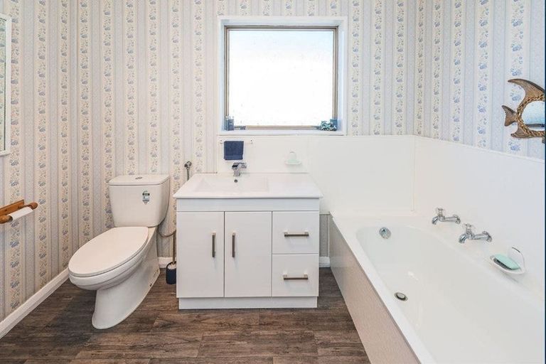 Photo of property in 8 Abbot Street, Gonville, Whanganui, 4501