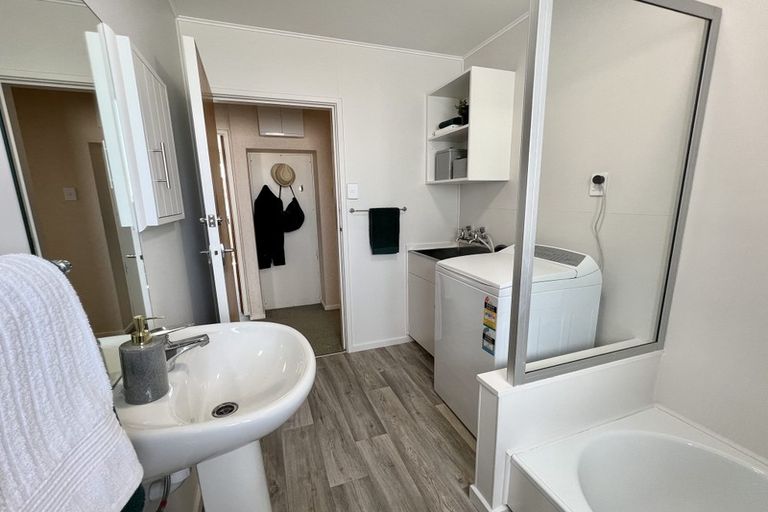 Photo of property in 2/45 Melbourne Street, Windsor, Invercargill, 9810