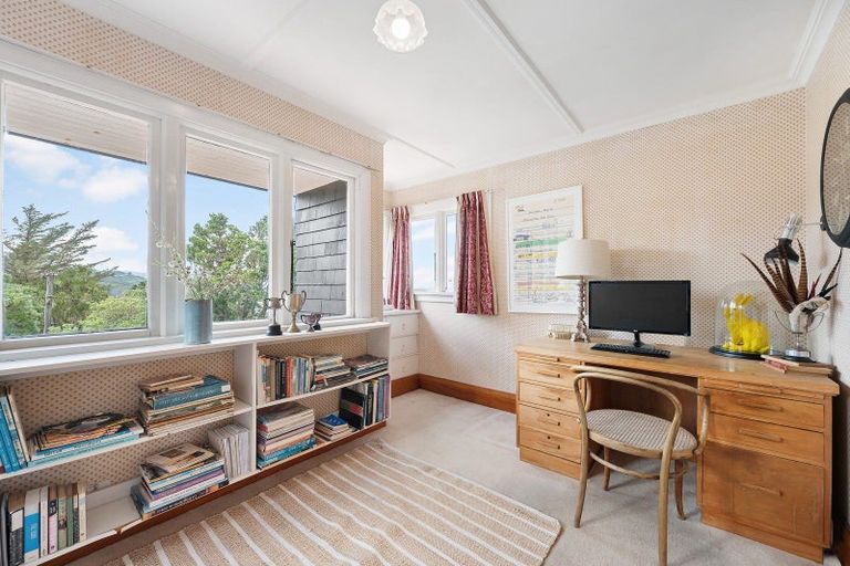 Photo of property in 4 Indus Street, Khandallah, Wellington, 6035