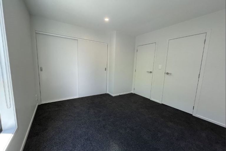 Photo of property in 9/3234 Great North Road, New Lynn, Auckland, 0600